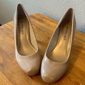 Madden Girl Beige Pumps